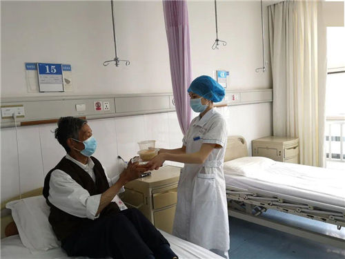 護(hù)理部垂直管理下的績效管理模式 護(hù)理部垂直管理下的績效管理模式