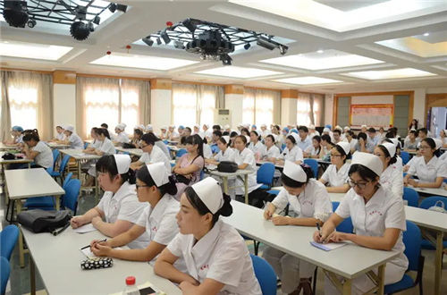 民營(yíng)醫(yī)院?jiǎn)T工管理的十大方法(圖2)